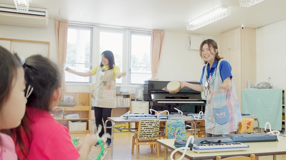 採用情報